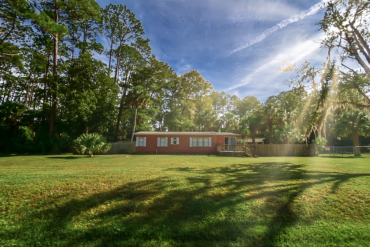 King George's Lake Retreat