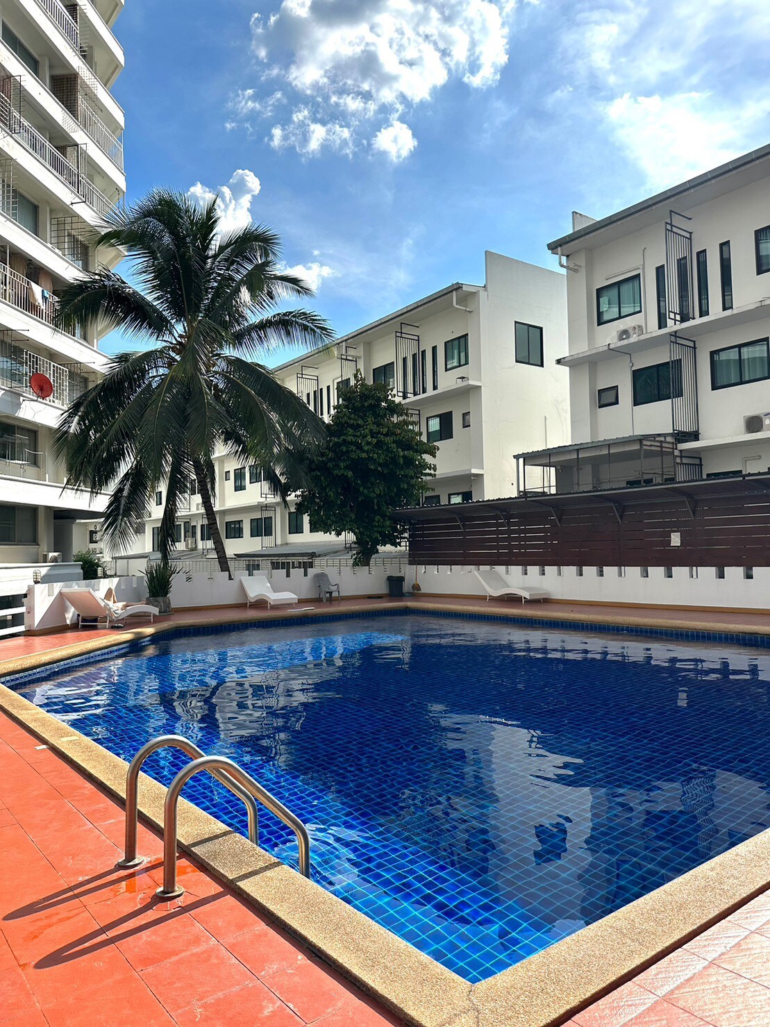 Swimming Pool condo near Nimman