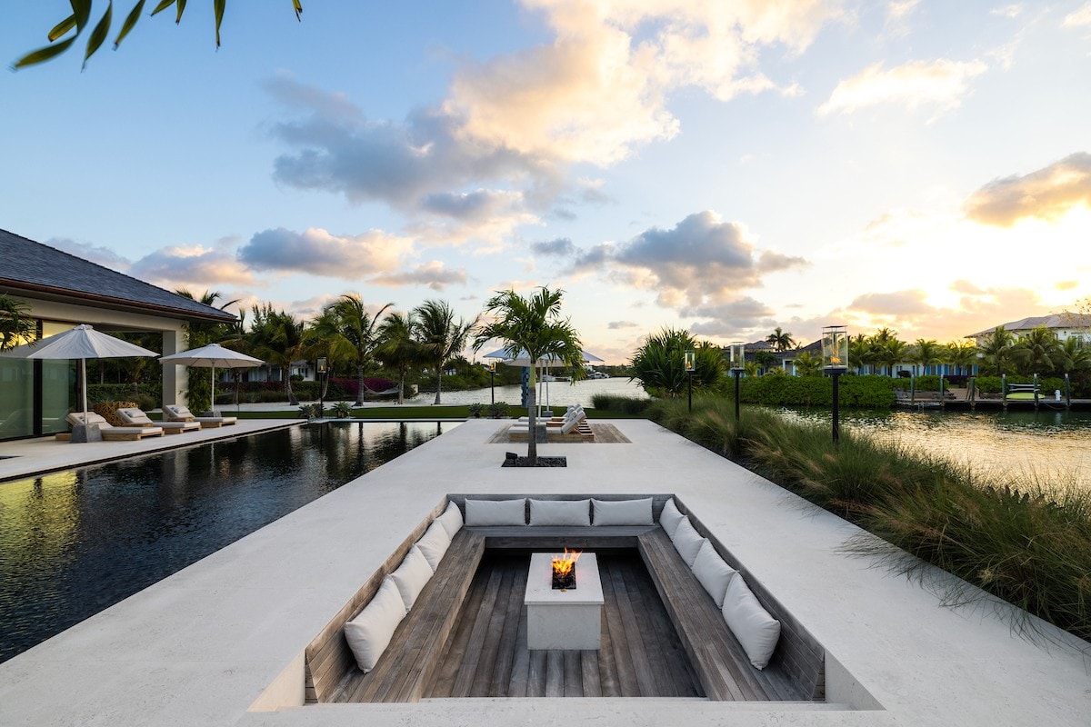 Luxury Retreat in Bahamas