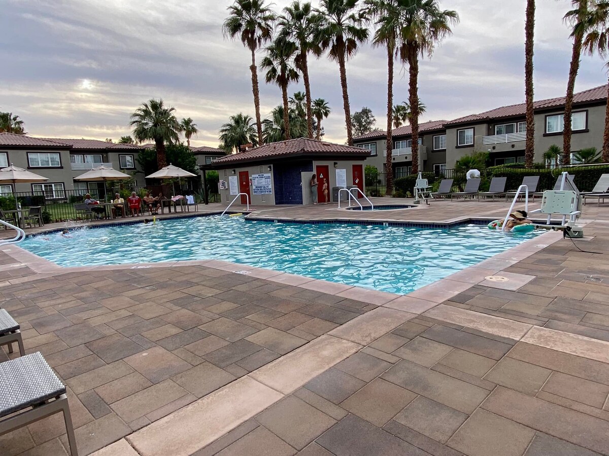 1BR: Pool, Hot Tub, Coachella Valley getaway