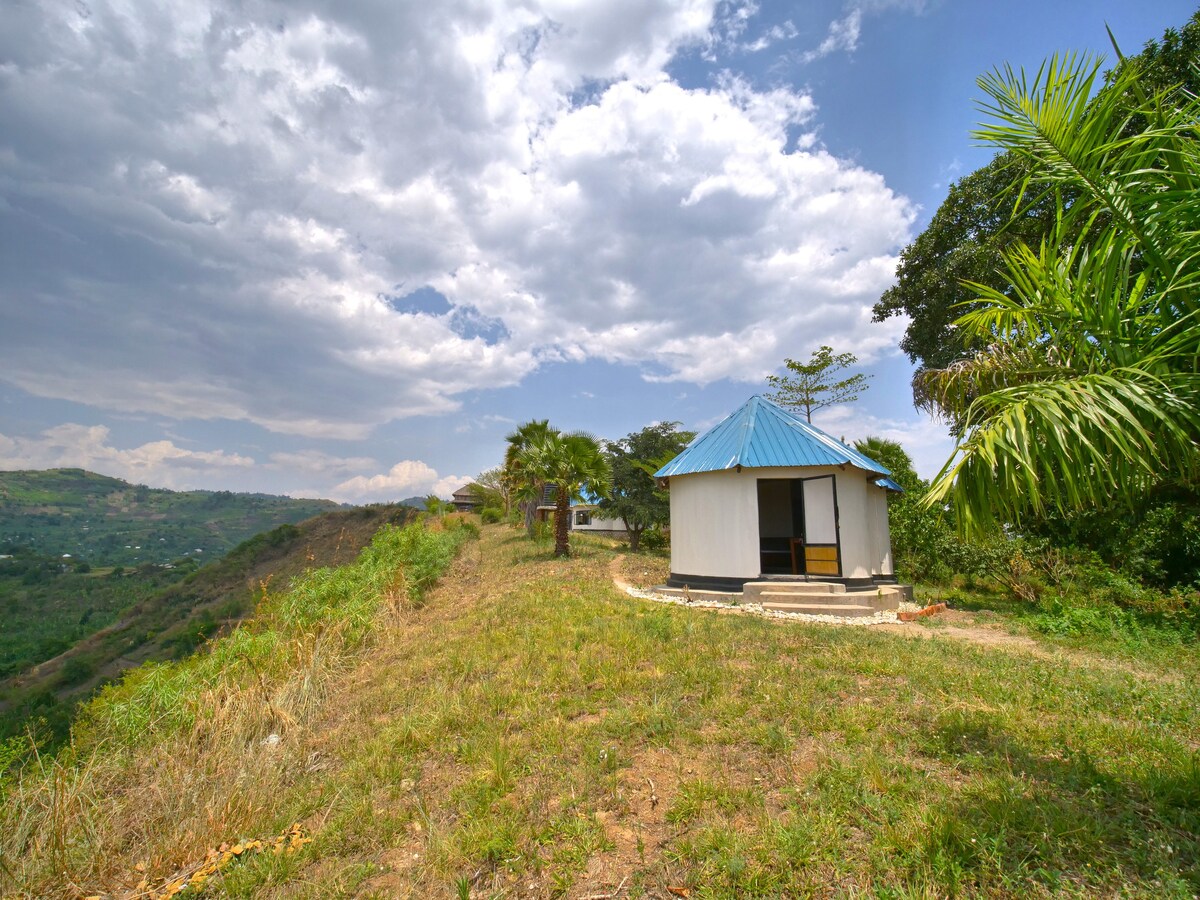 farm stay small cottage