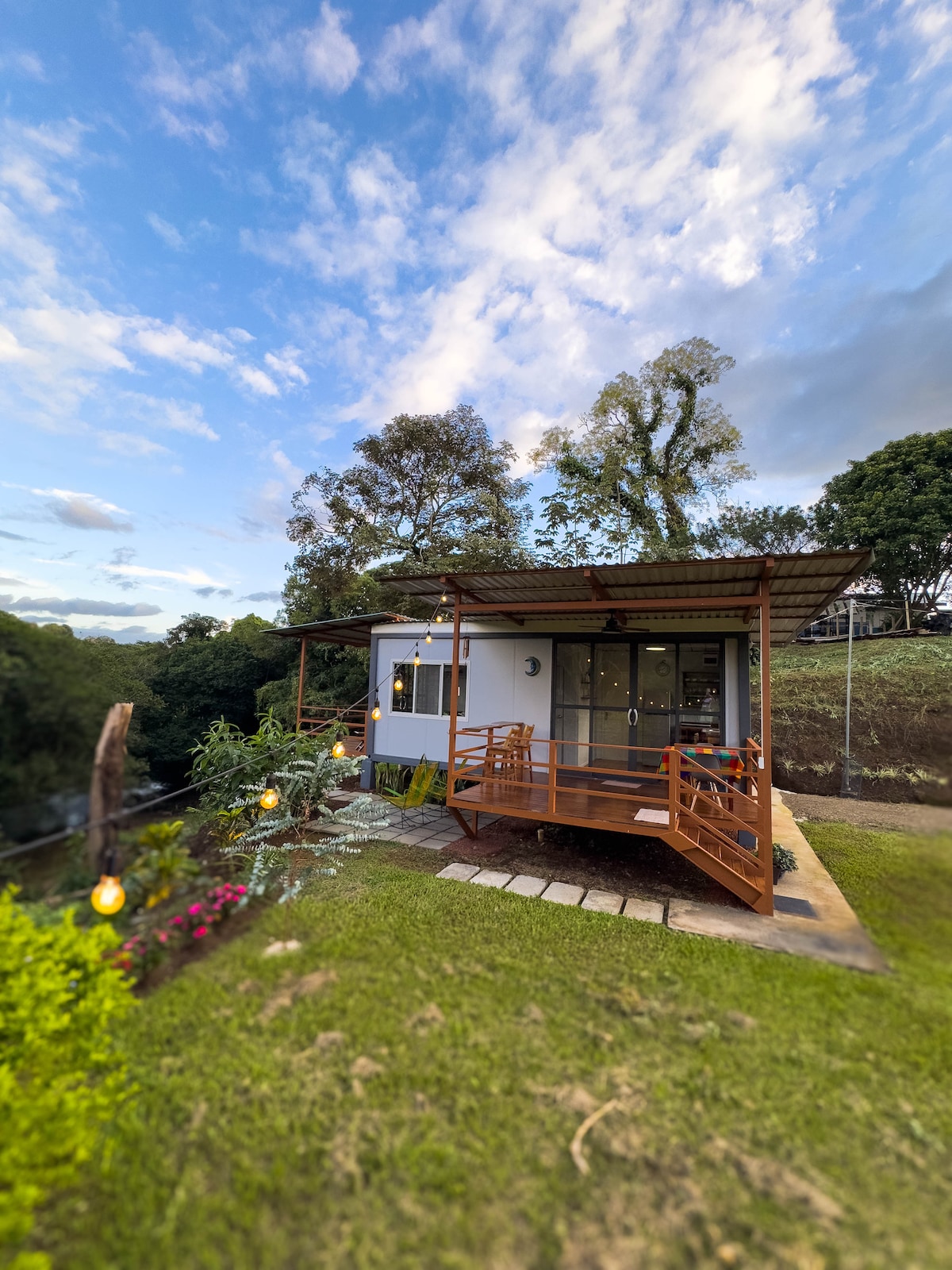 "Casa Luna" with river view