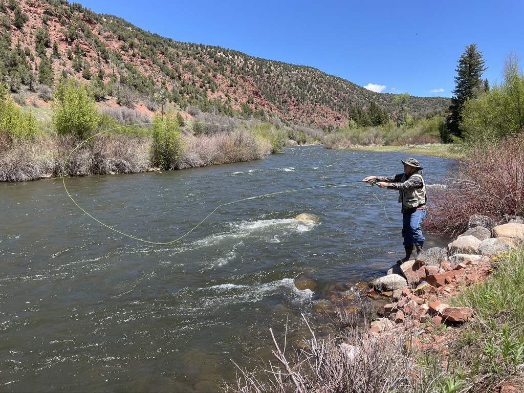 White River Haven, mountain paradise on the river