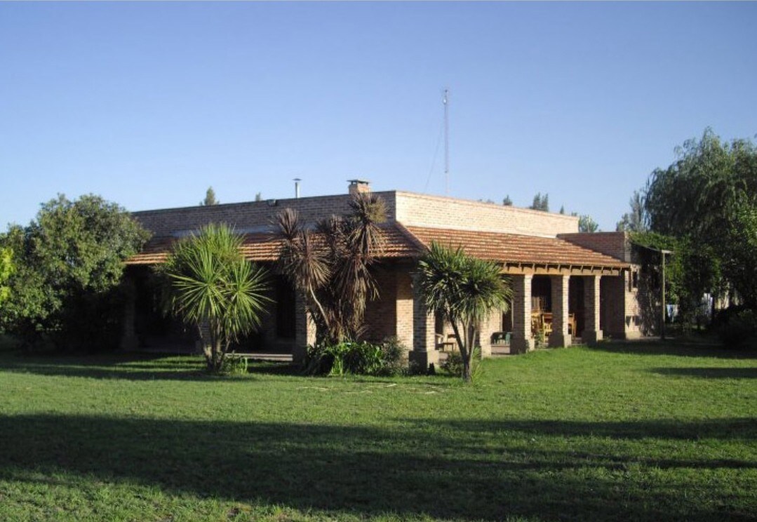 Espectacular Casa de campo con pileta en Areco