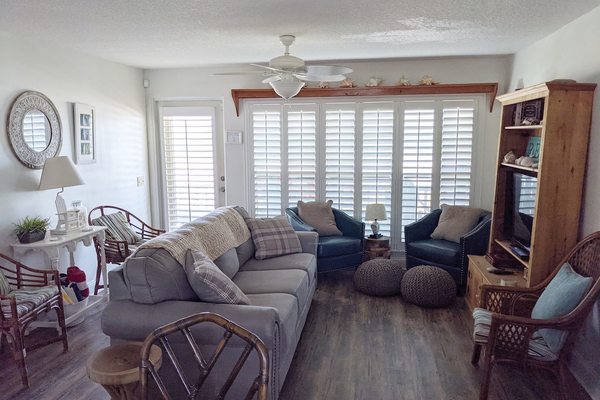 Summer Wind Oceanfront Beach Home