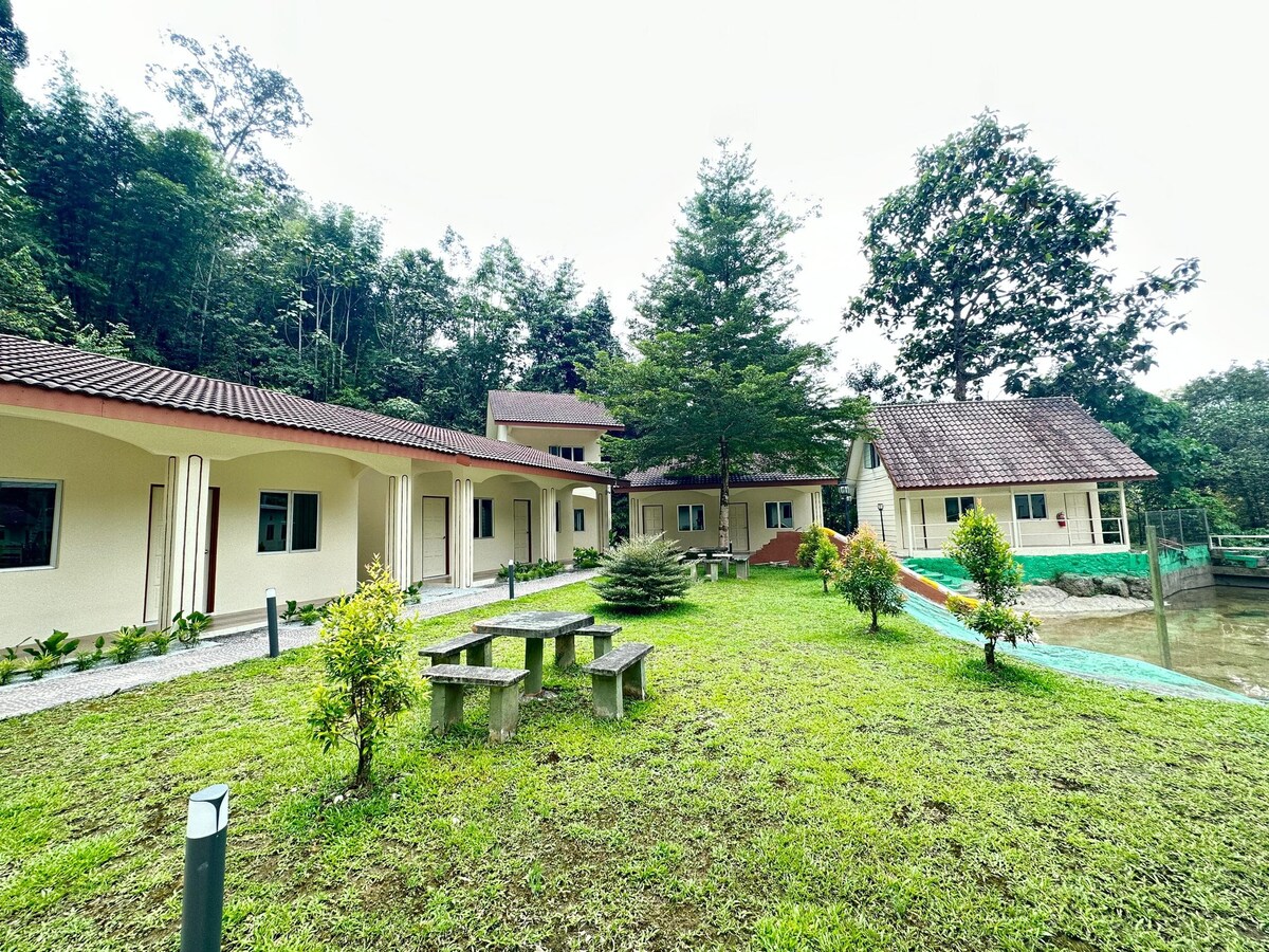 Resort Lilla Rainforest retreat @Hulu Langat 113