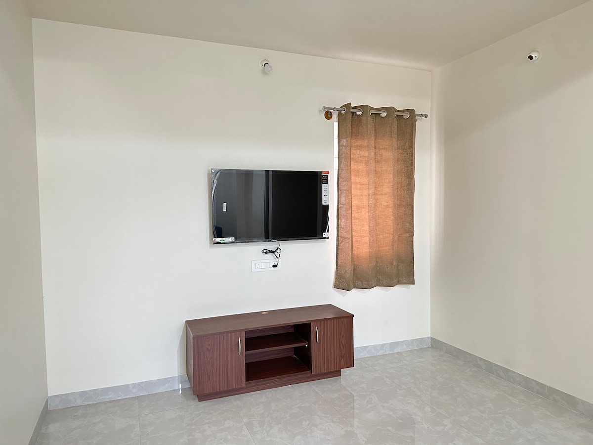 SanTrupthi - A 3bhk Stay at Home