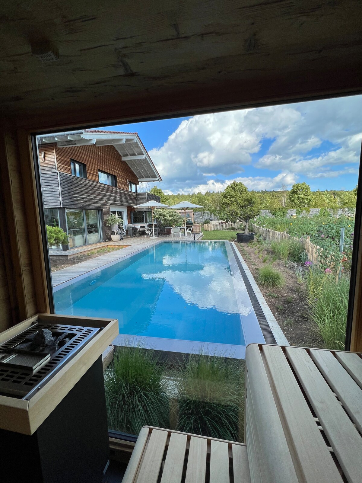 Sauna mit Bett und Pool Nutzung