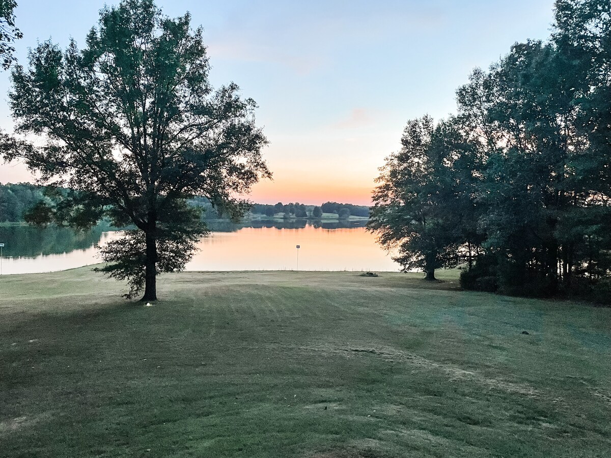 Waverly Lakehouse