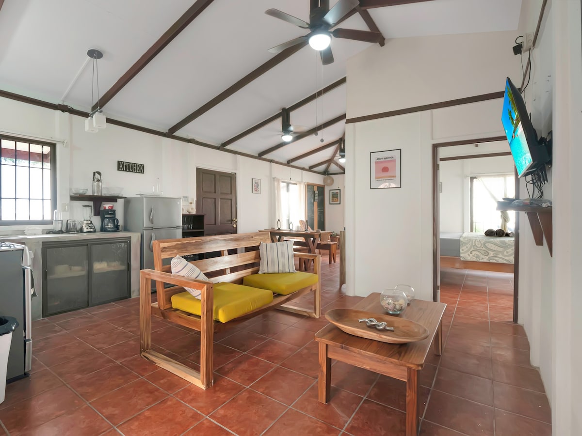 Casa Quixote - 3 Bed, AC, Steps to Town