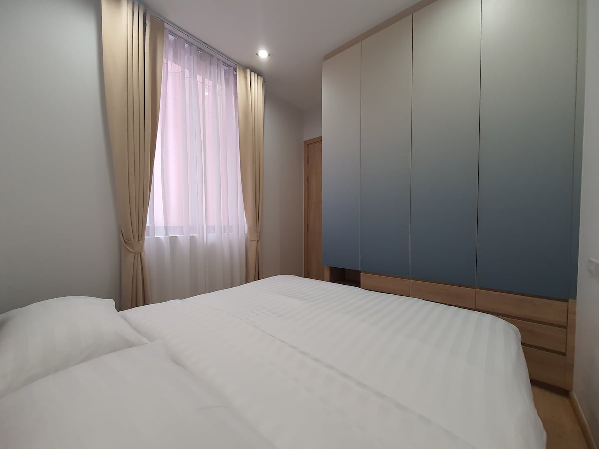 Pet Friendly 2BR 1BA for 2-3 pax near BTS