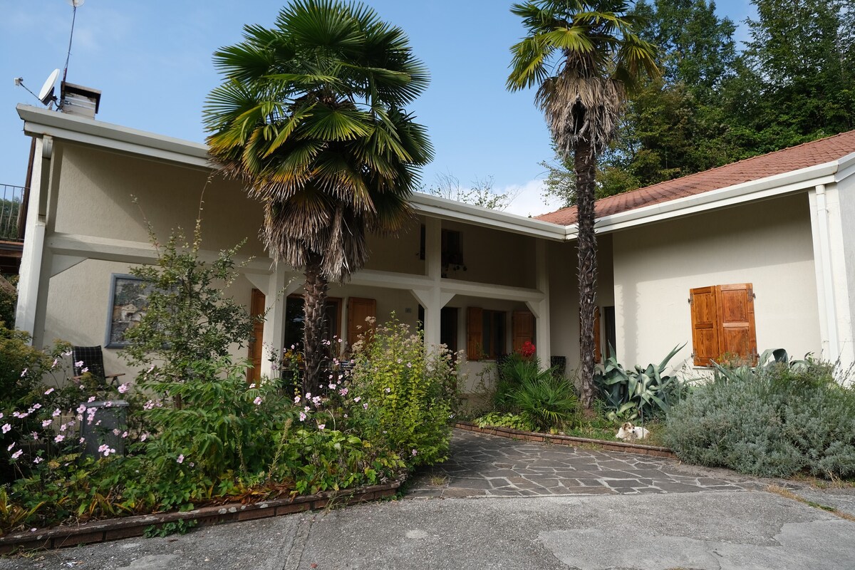 Detached Home in Floral Area