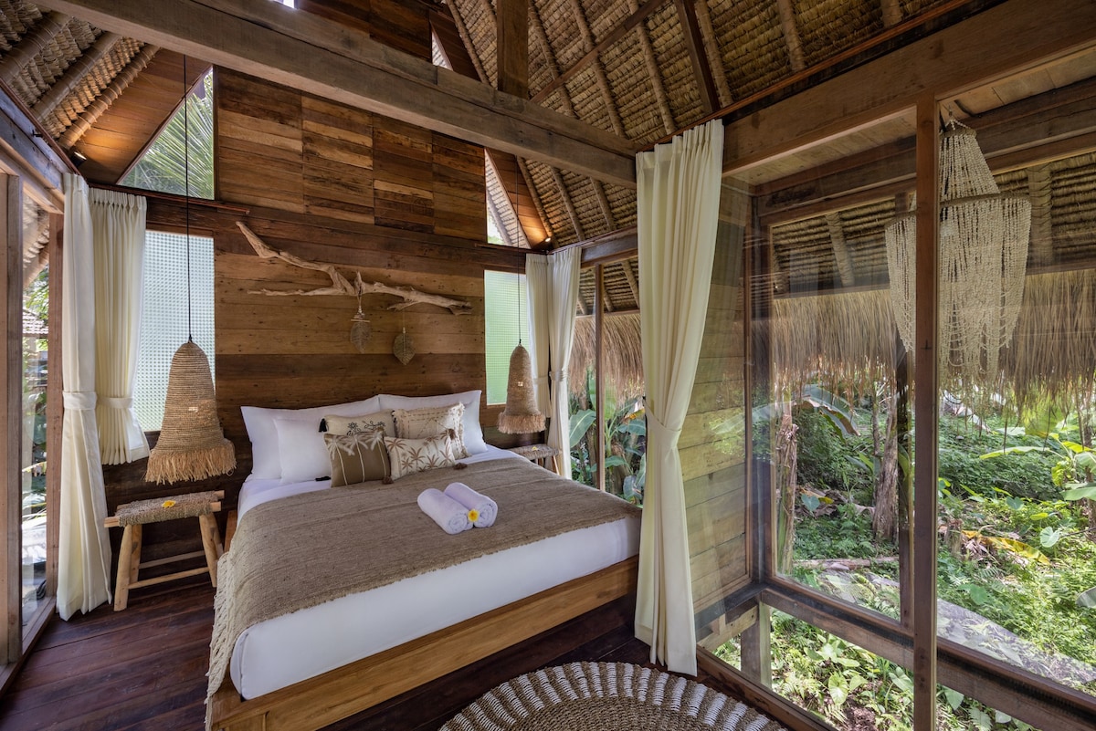 Bali Jungle Villa- Forest Haven