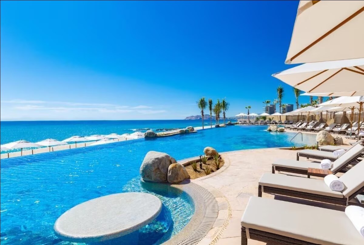 Luxury Studio Pool View - Villa La Valencia