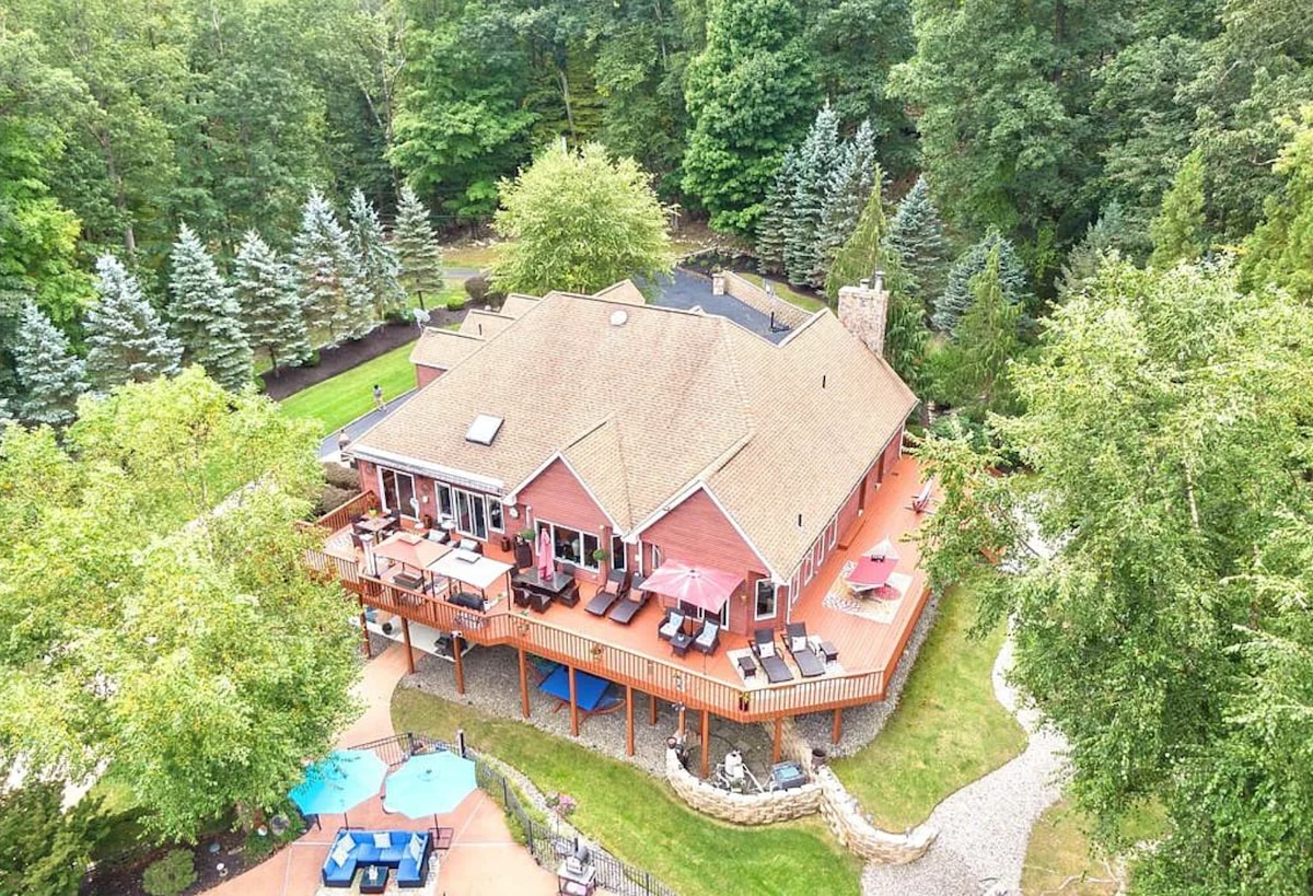 DREAM Home, Pool, Hot Tub, Game Rm & Mountains.