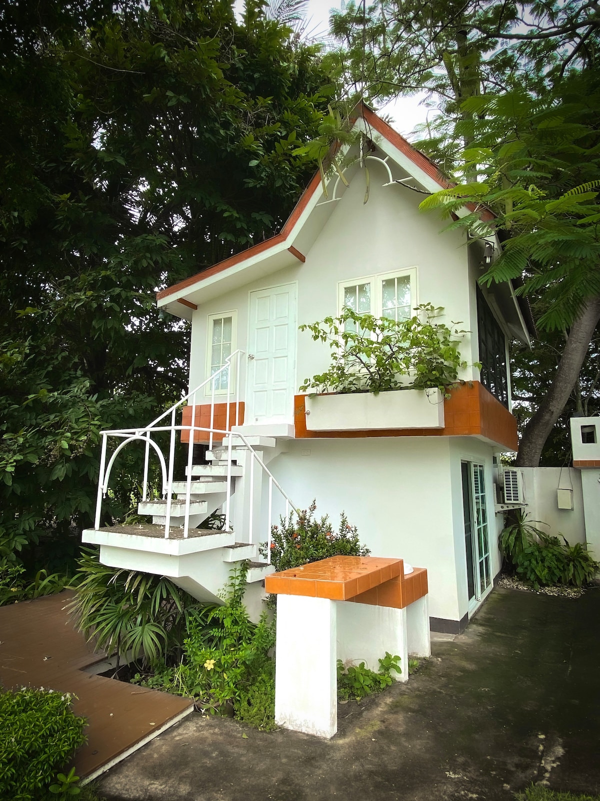 Ing Klong cottage