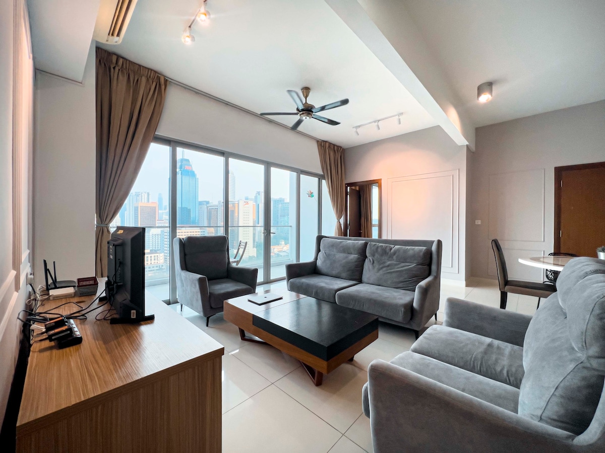 3Bdr Homey KLCC View Regalia Stylish_KL_C1606