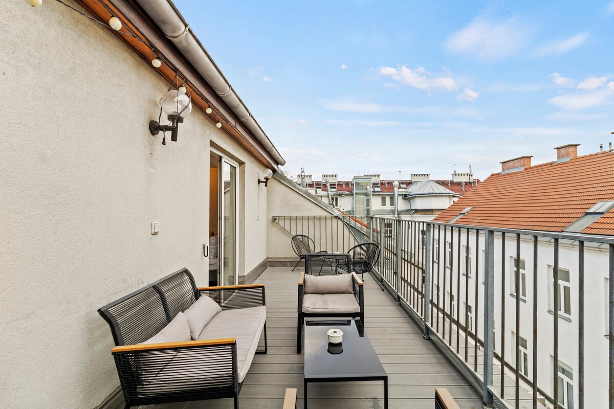 Terrace | 155 m² | 5 min U6 Thaliastraße
