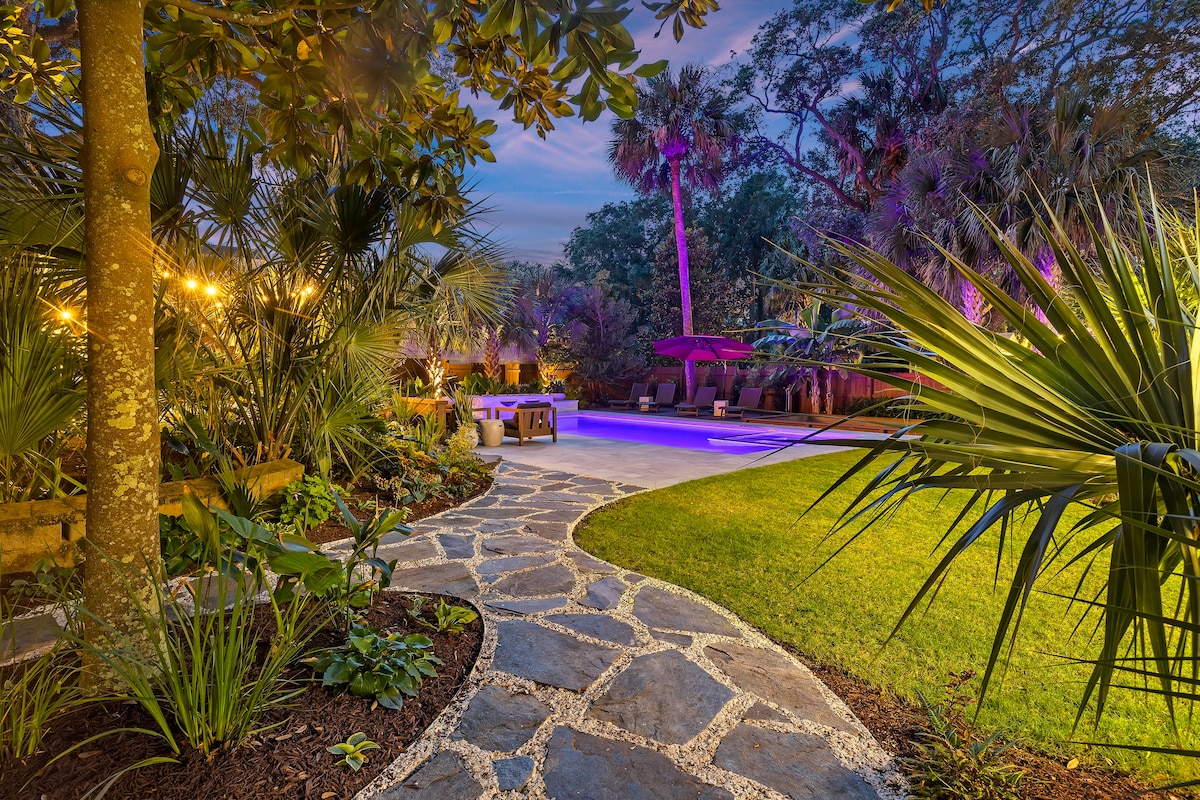 Beach House with Backyard Oasis