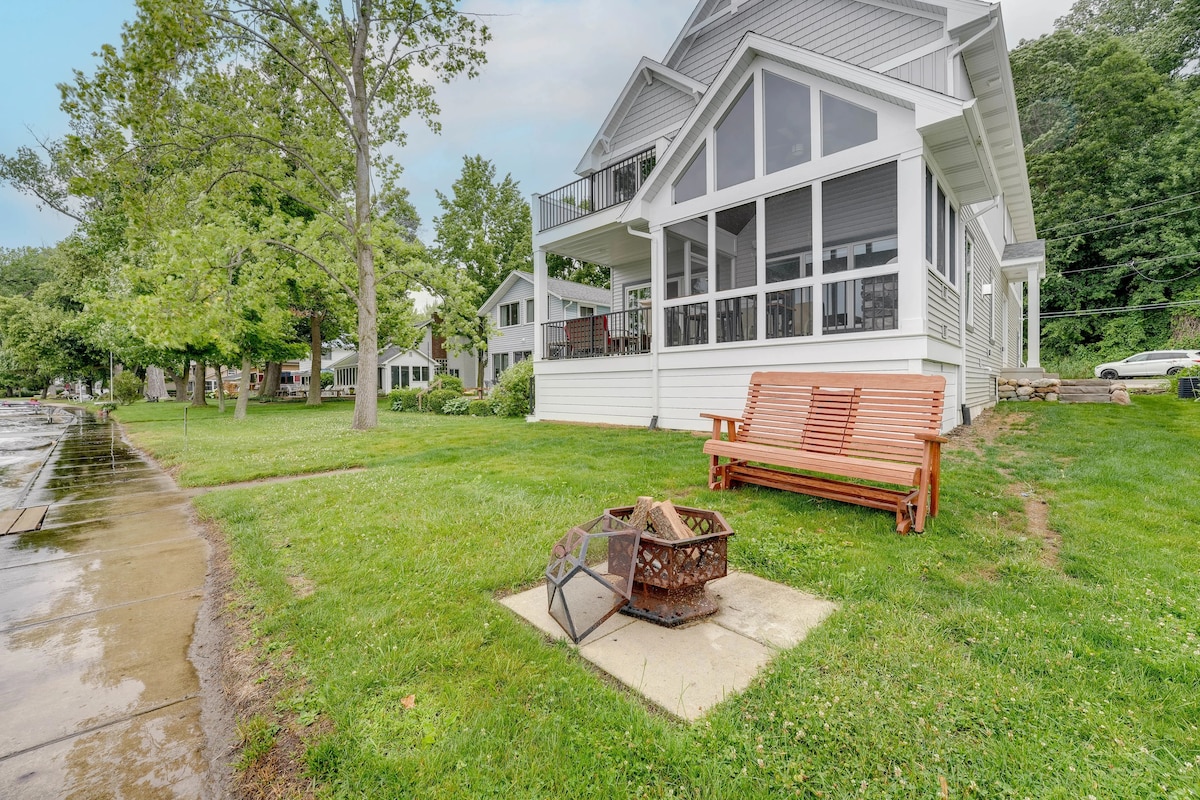 Lakefront | 24’ Boat | Outdoor Kitchen | Fireplace