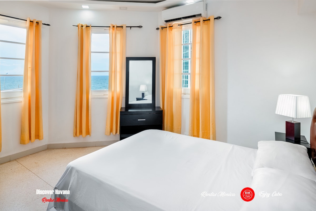 Aparment Vedado Forever Ocean View large & Airy