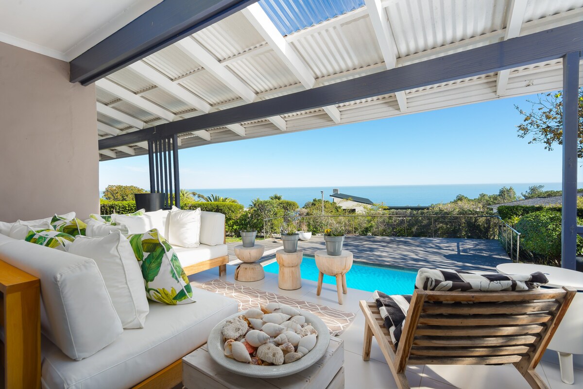 Camps Bay Villa with Sea Views | No Loadshedding