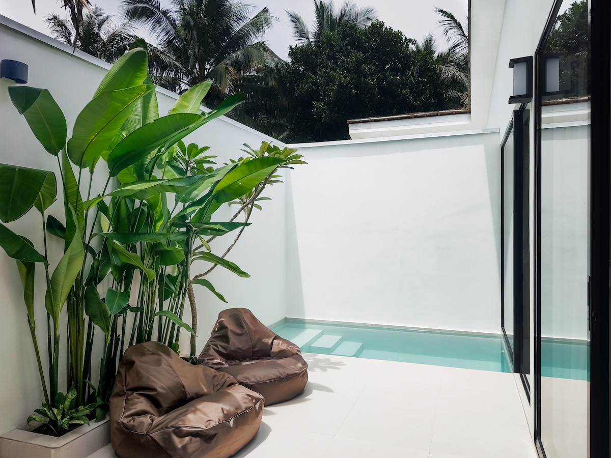 2Br Villa • Private pool • 24/7 reception