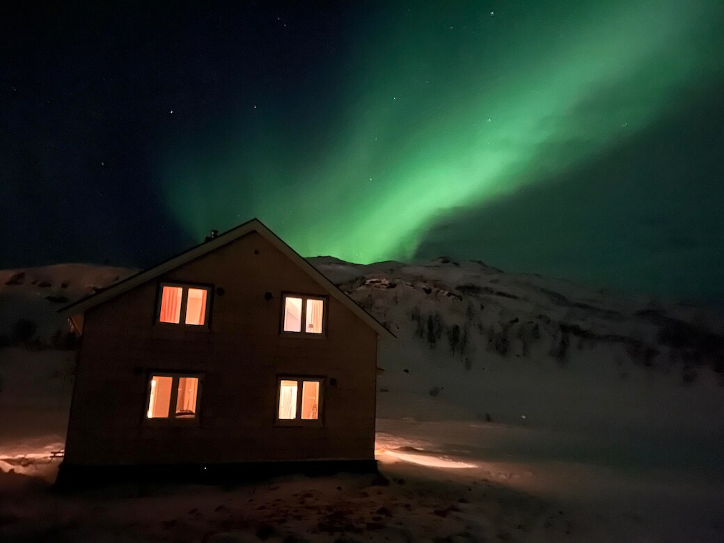 Farm house on the Beach 30 minutes from Tromsø!