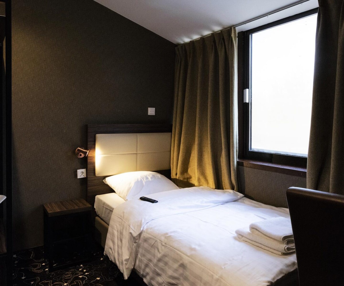 阿姆斯特丹湖酒店-小型单人房