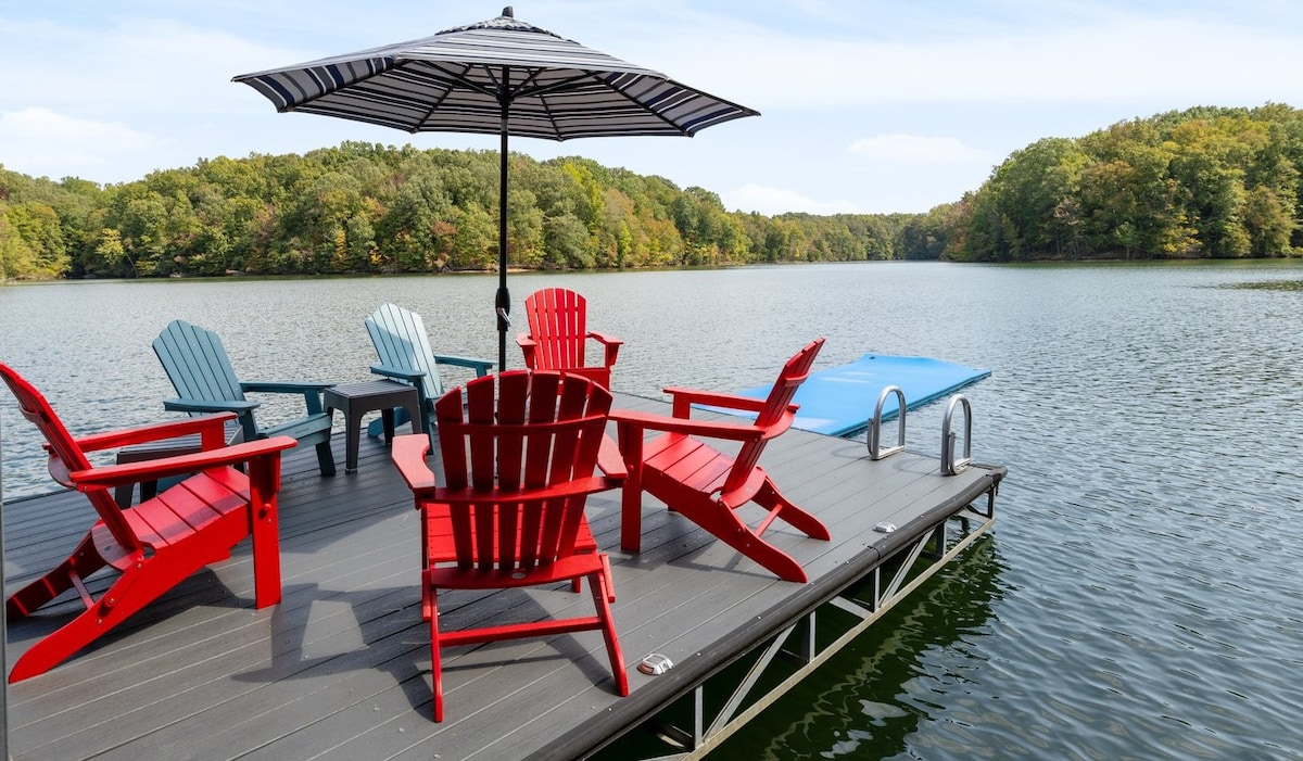 Water's Edge-Dock/Slip, Hot Tub, Fire Pit, SUPs