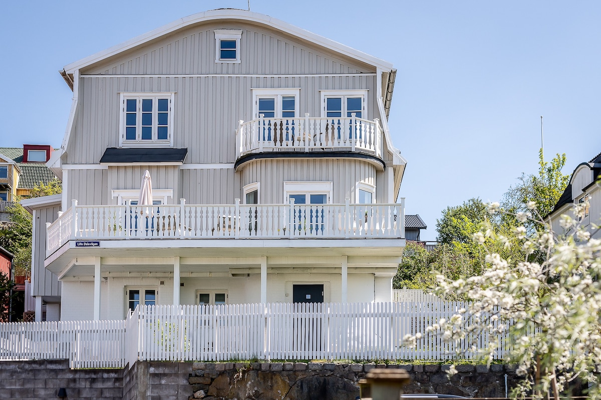 Beautiful house near city centre