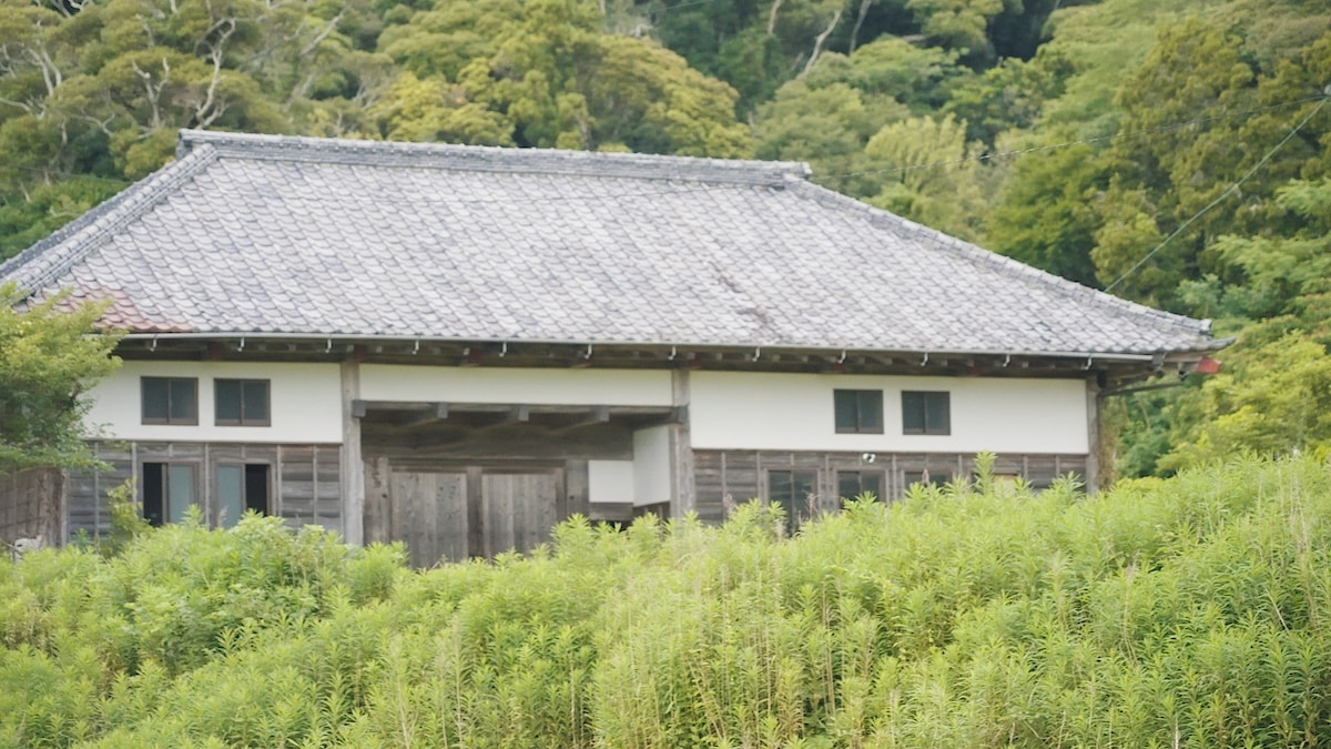 [A] 30000坪里山/拖车小屋开放，您可以与您的狗一起入住！