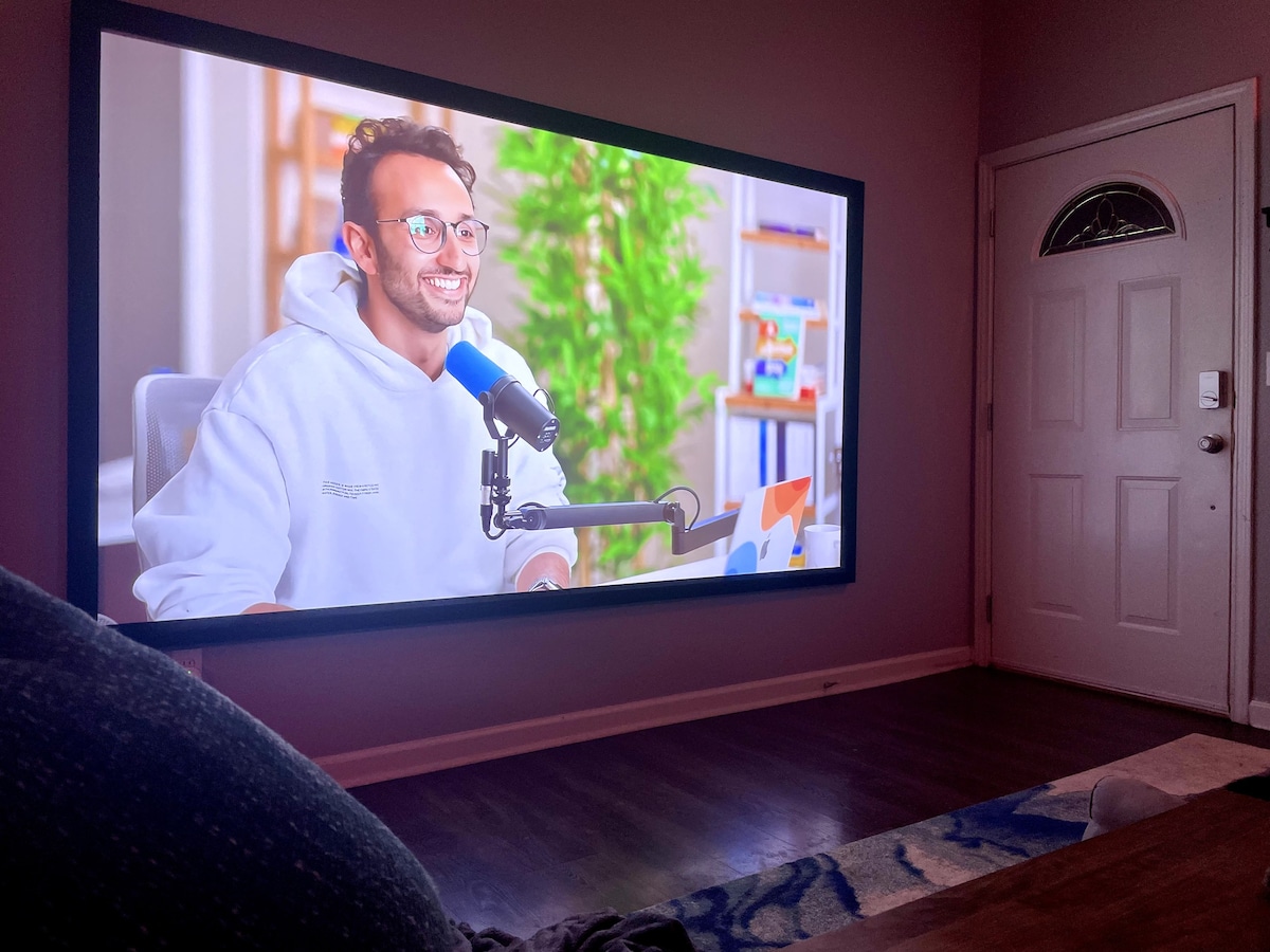 Comfy House with Home Theatre