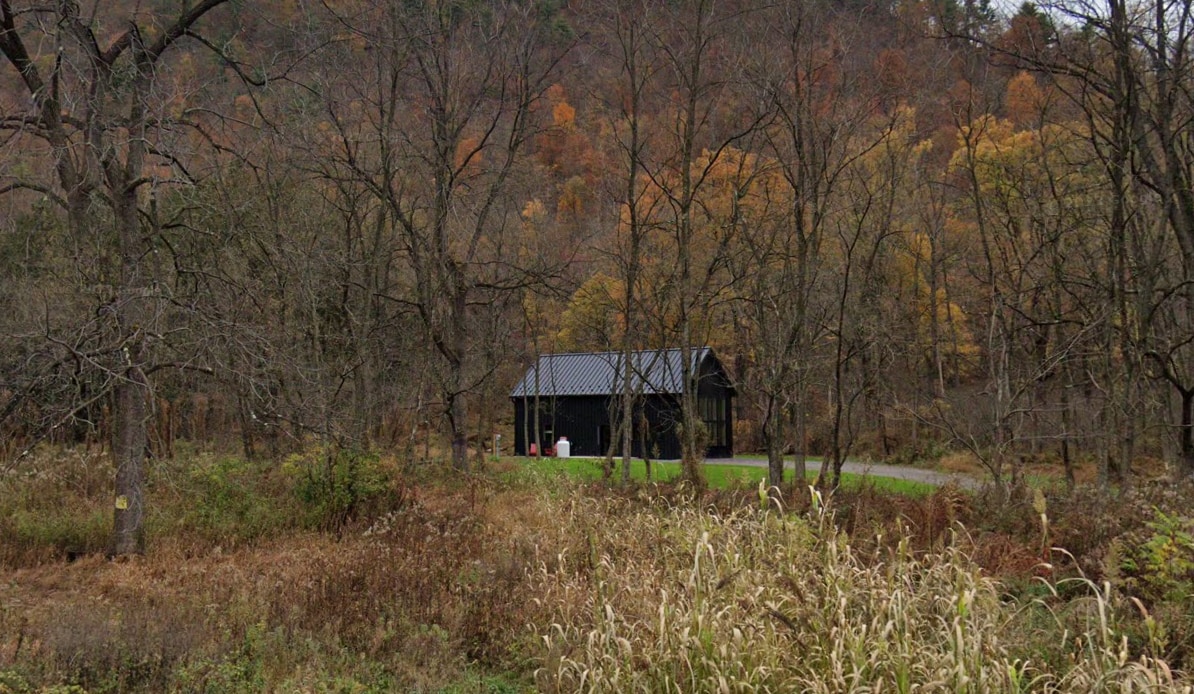 Private cabin 5 acres by Hyner View w/ EV charger