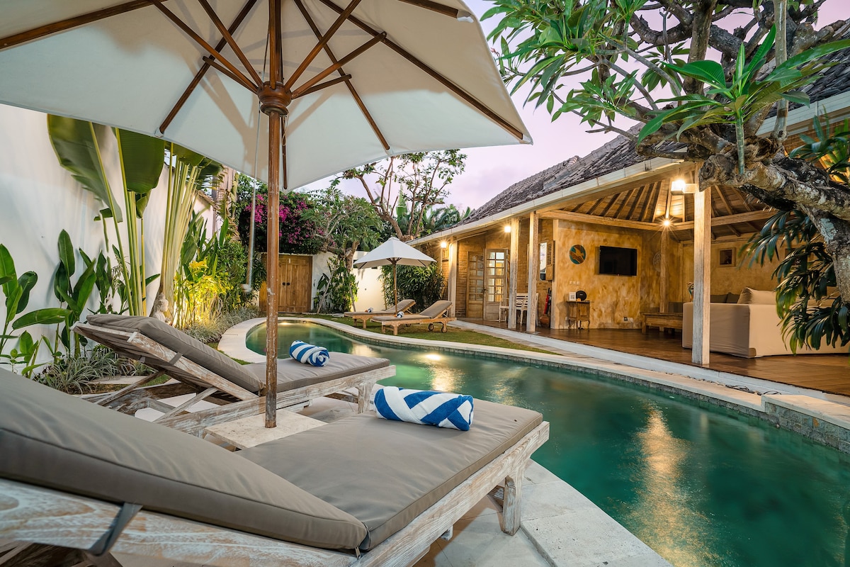Villa Amsa | Tropical Paradise in Seminyak Center