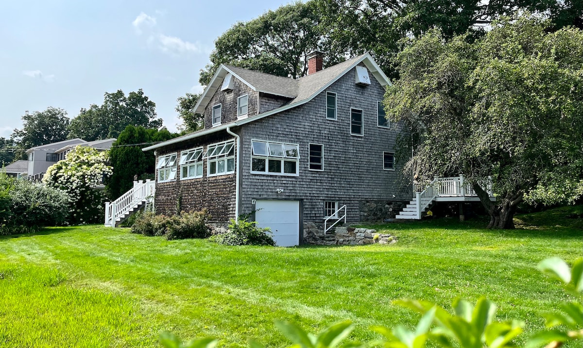 *Ocean View* Charming beach house