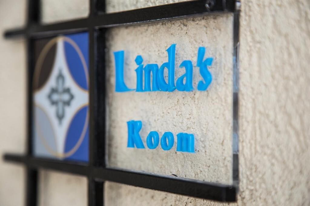 Linda's Room -Alexandra house