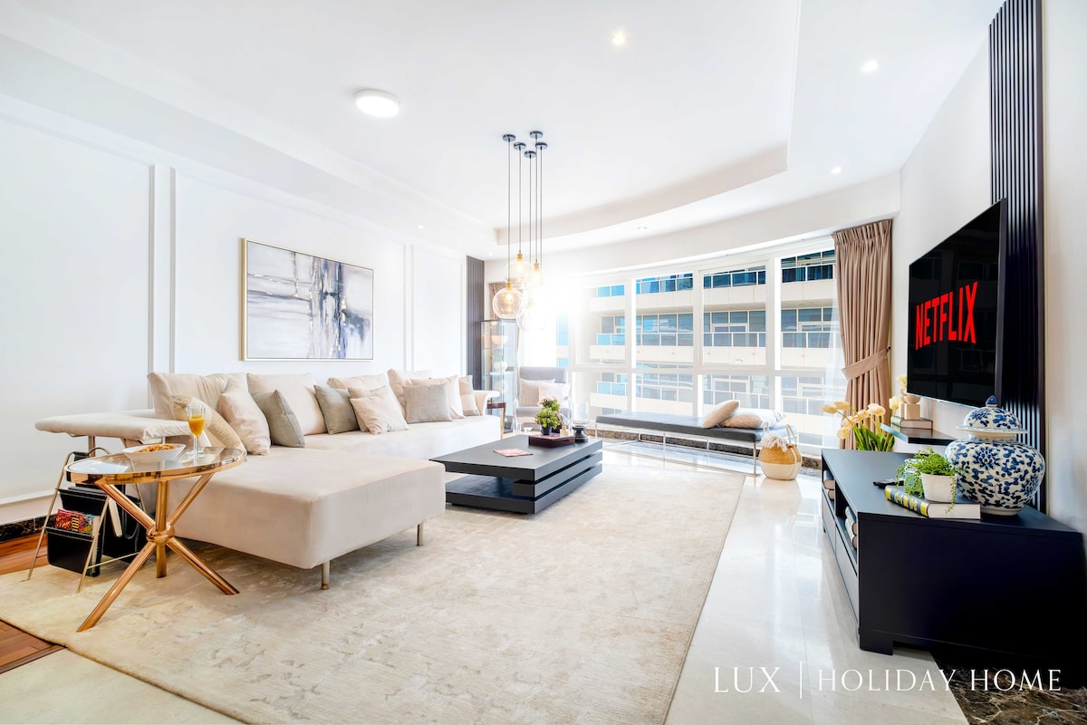 LUX | The Al Seef Marina 4 bed Suite