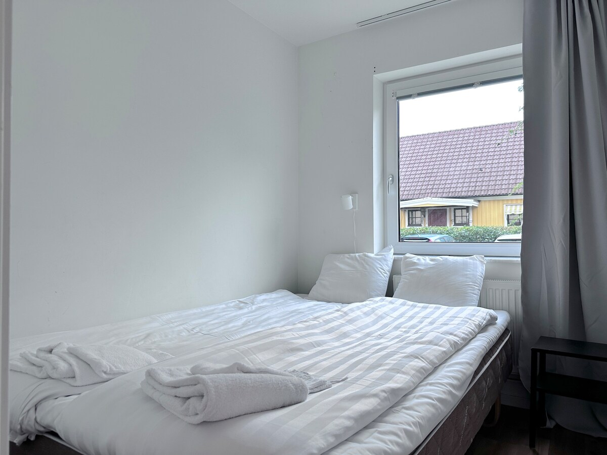 安静的双卧室公寓Älvsjö