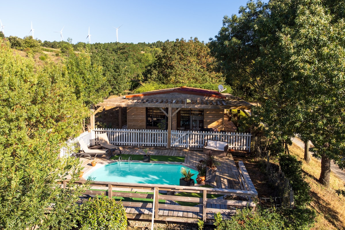 Ecolodge au calme pleine nature, piscine privée