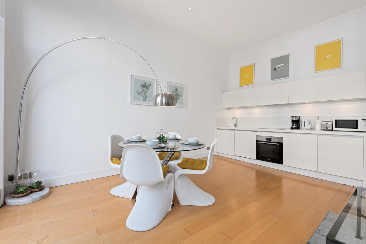 Stunning flat in Notting Hill with private balcony