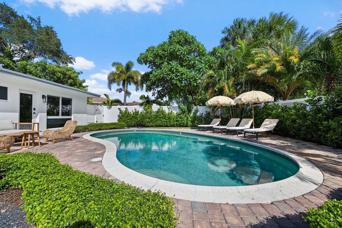 Casa By The Sea - Pool Home