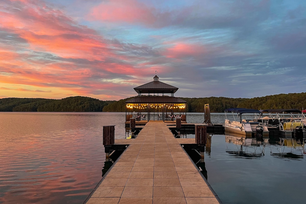 Luxury Lake Villa