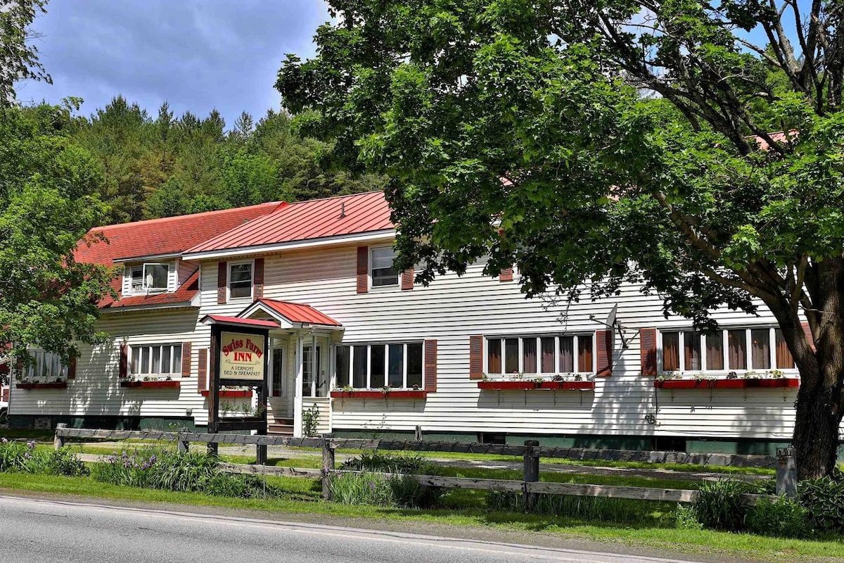 Swiss Farm Inn - Killington Area, VT - Sleeps 30