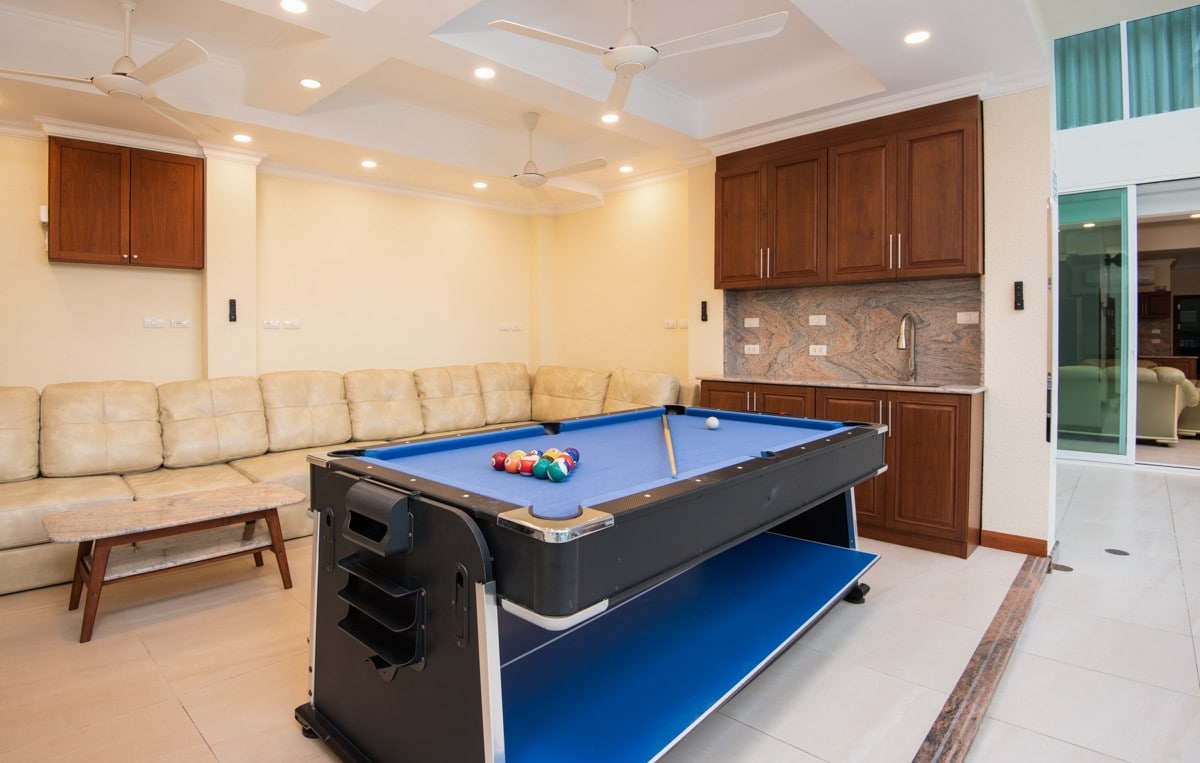 Luxury 3bedroom Resort Villa @ Pratamnak Residence