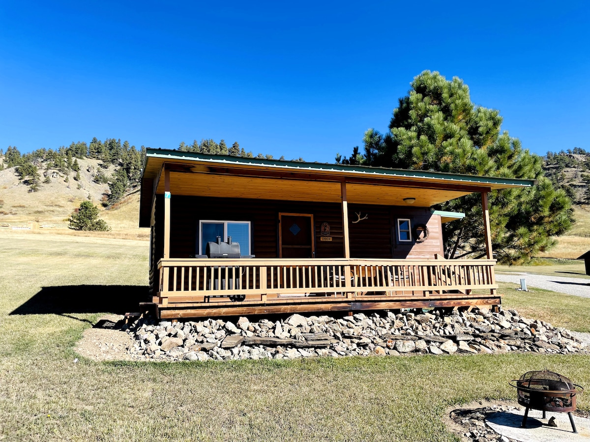 Deer Cabin - Mountain Views - Pet Friendly