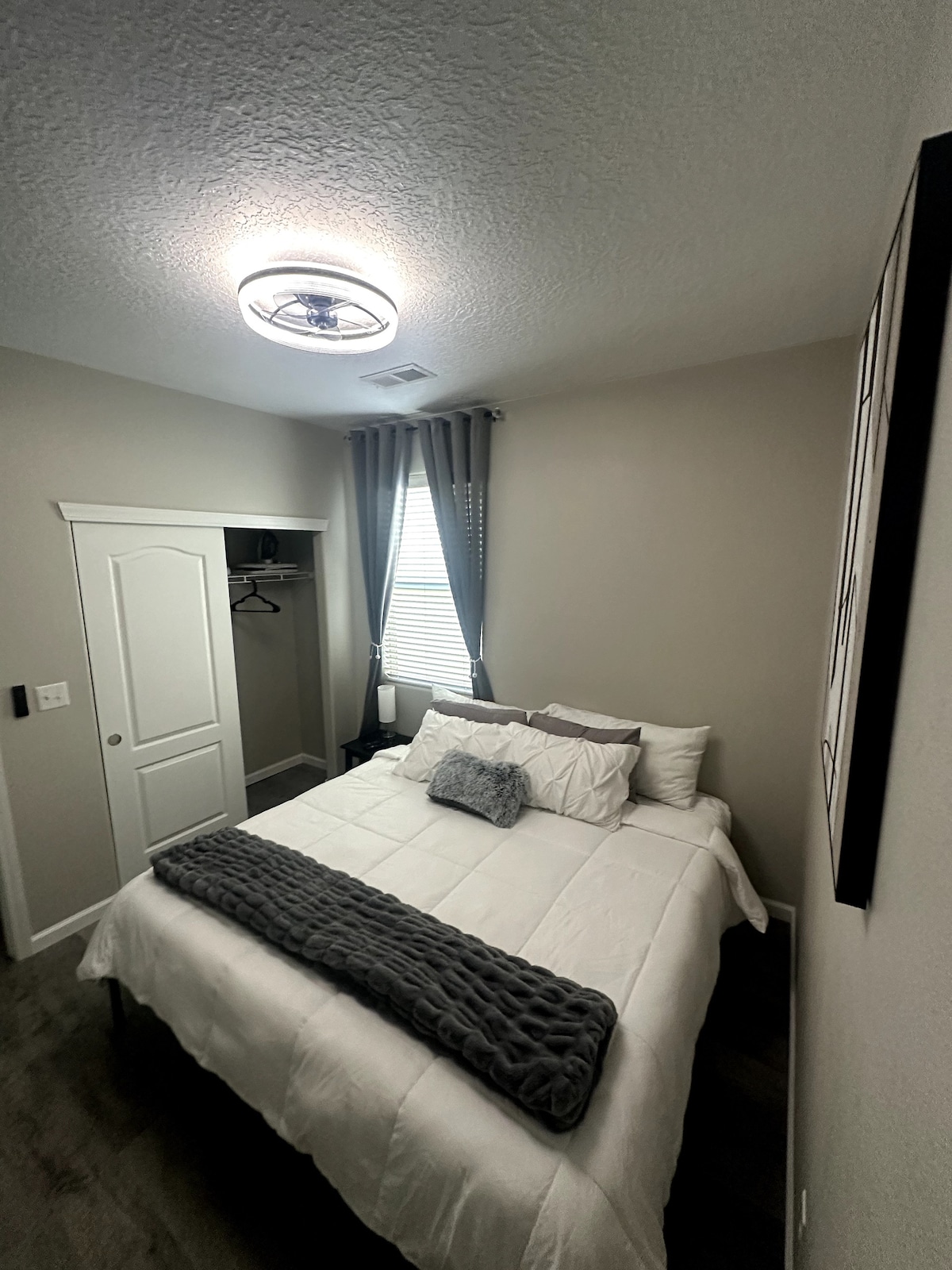 Cozy Room in Cabezon, Rio Rancho