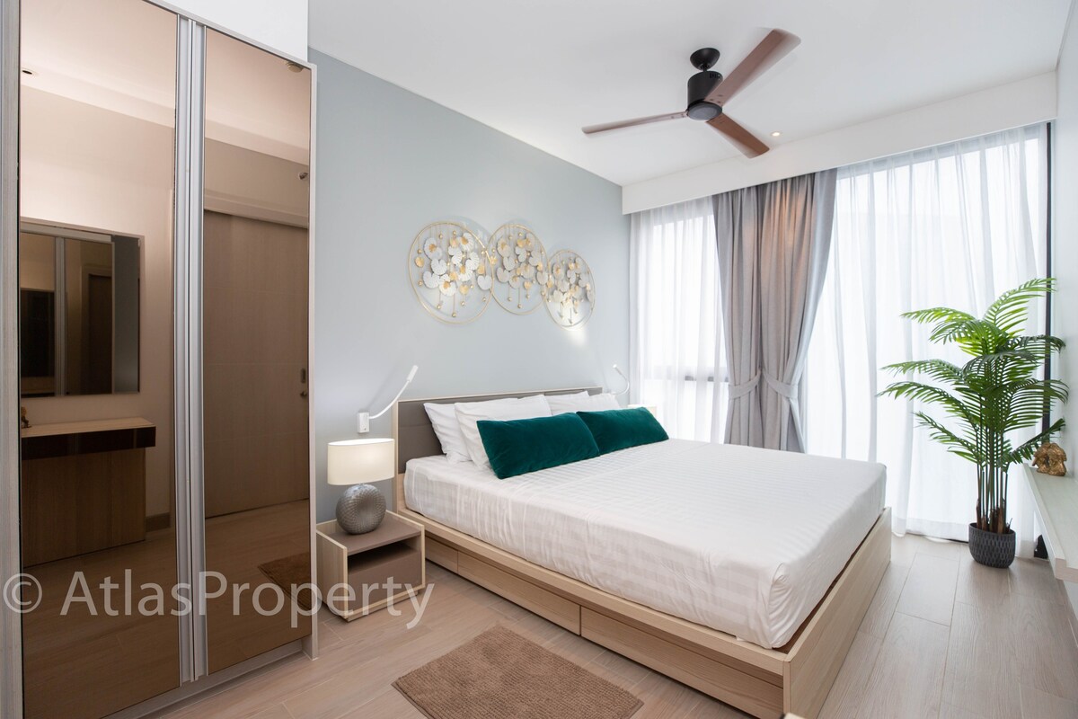 Cassia Residences 1 BR Lake&Pool View