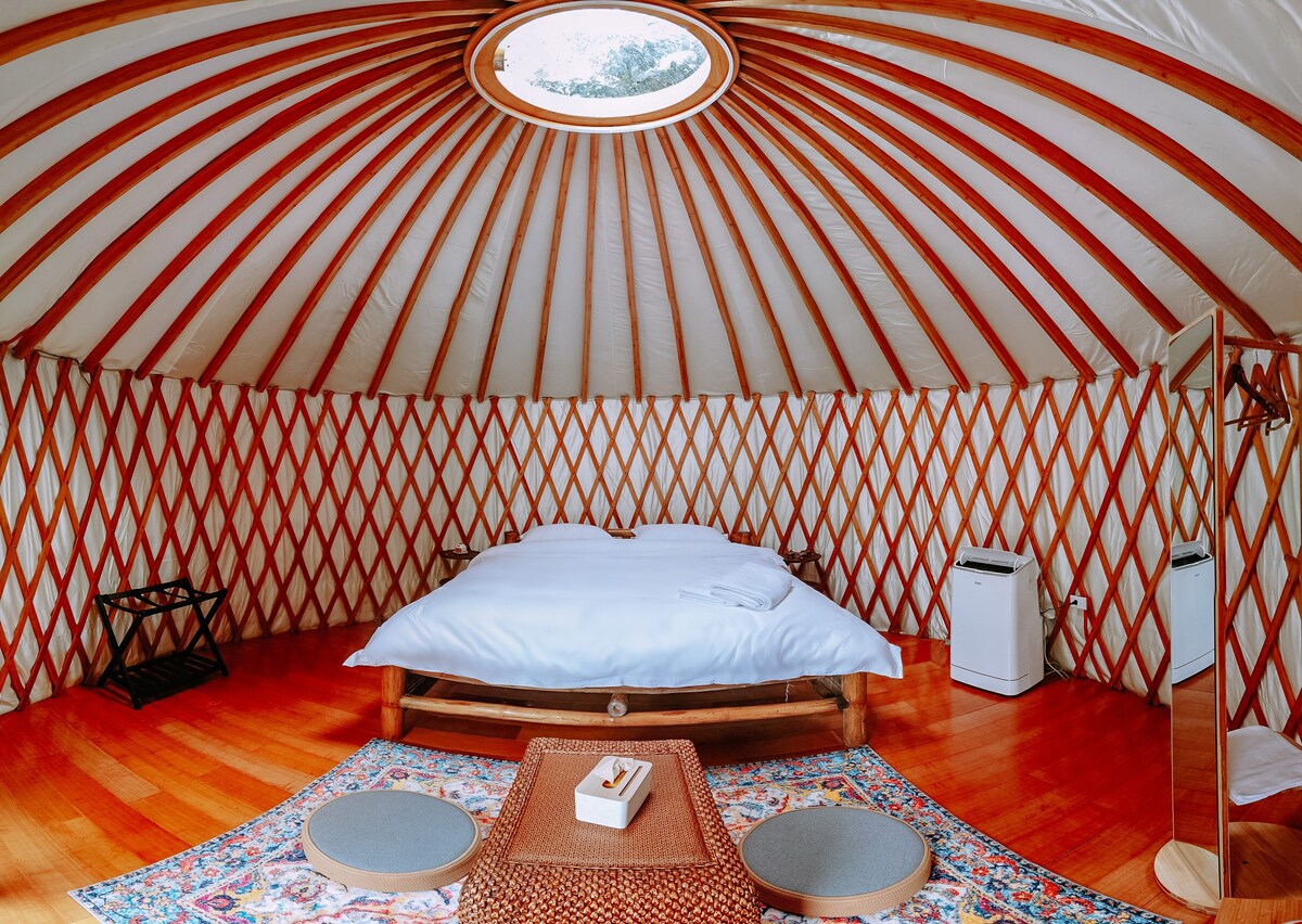 Nomad yurts 2