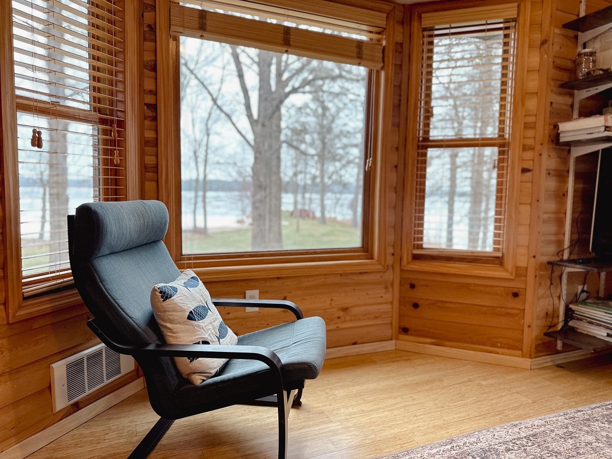 Lake Views | Sauna | Close to Grand Rapids